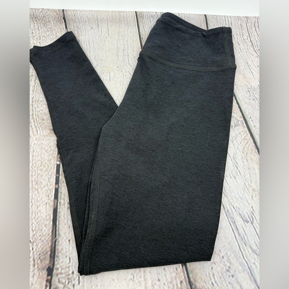 ✨EUC! Beyond Yoga Spacedye Essential Mid-Rise Midi Legging, size M. - Picture 1 of 8